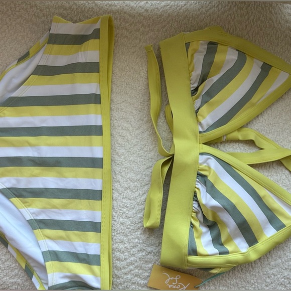 NWT Kona Sol 🏝️☀️ Yellow and Green Striped Bikini - Size 1X - Picture 1 of 7